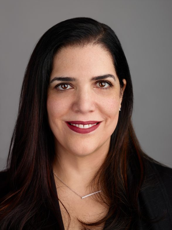 35—The Actualized Design Executive (ft. Daniela Jorge)