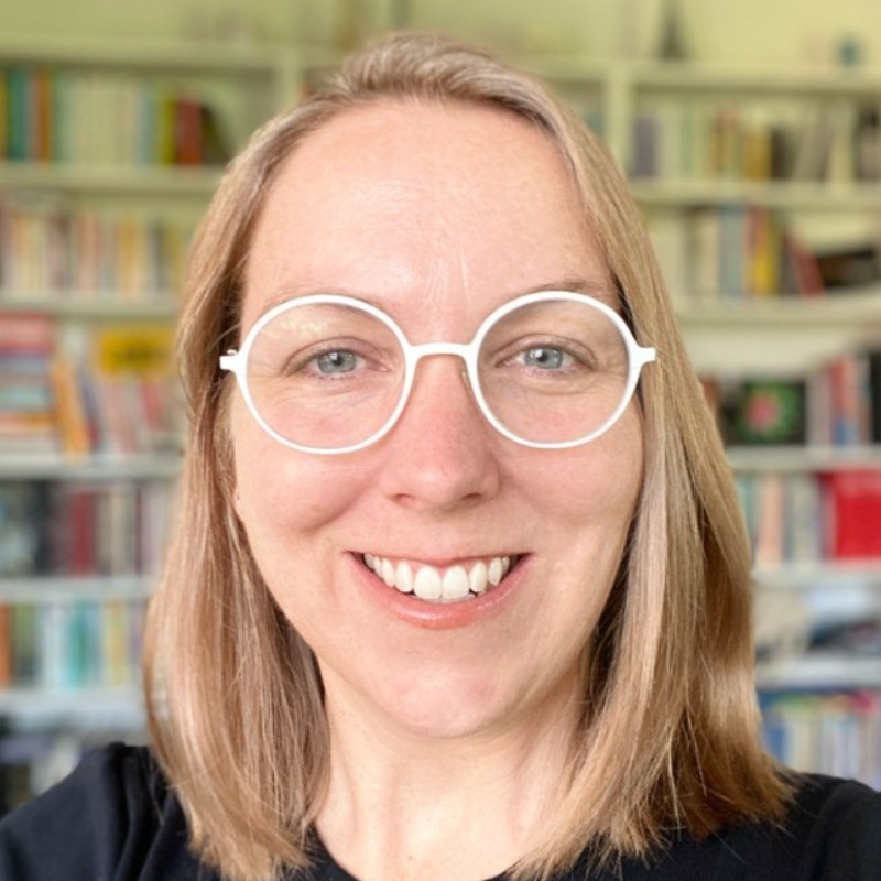 43: Leading Enterprise UX for LEGO Group (ft. Rebecca Nordstrom)